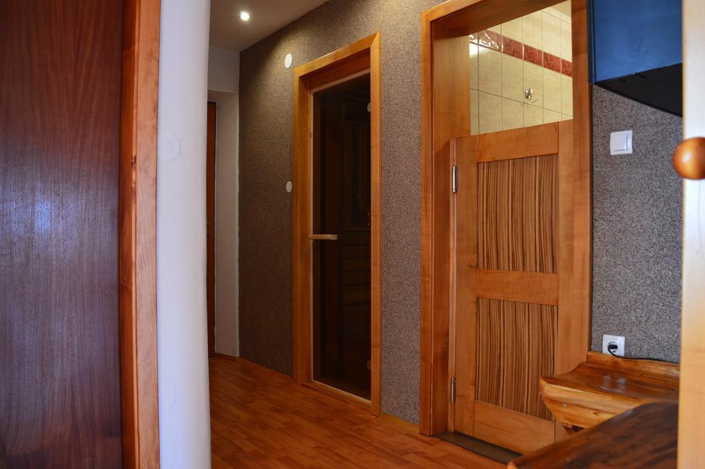 Apartmens And Rooms Sostar Cerkno Exterior foto